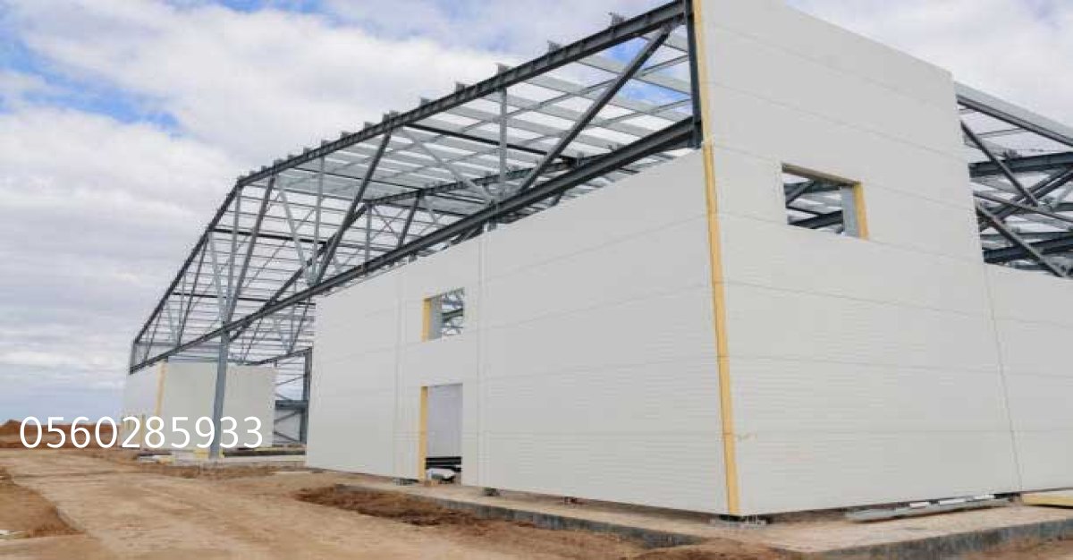 تركيب ساندوتش بانل احترافي للمستودعات والهناجر