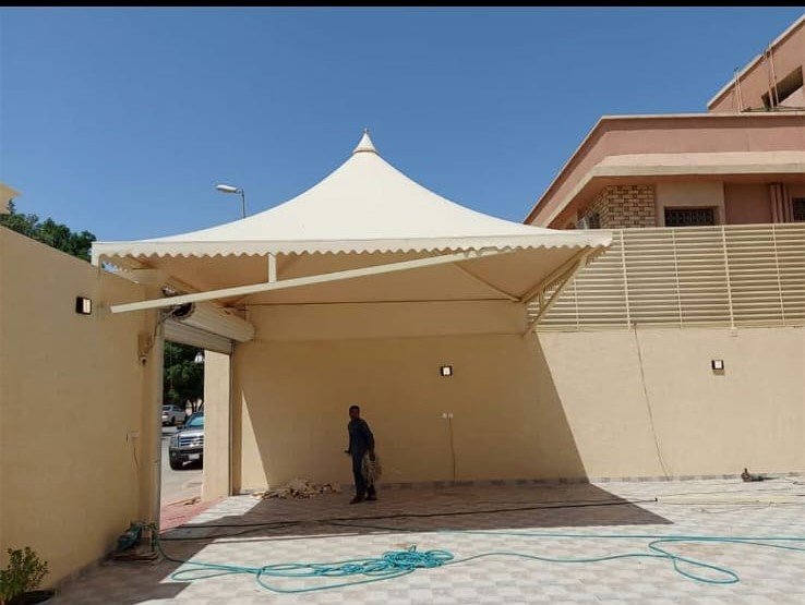 تركيب مظلات مداخل فلل في الاحساء: جمال وأناقة تحمي منزلك